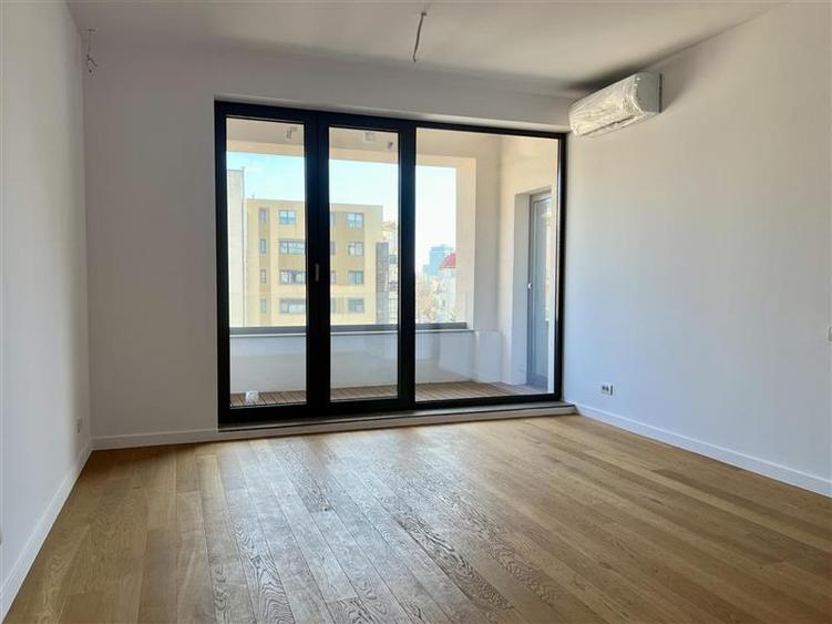 Apartament cu gradina spectaculoasa | Imobil nou in zona Herastrau