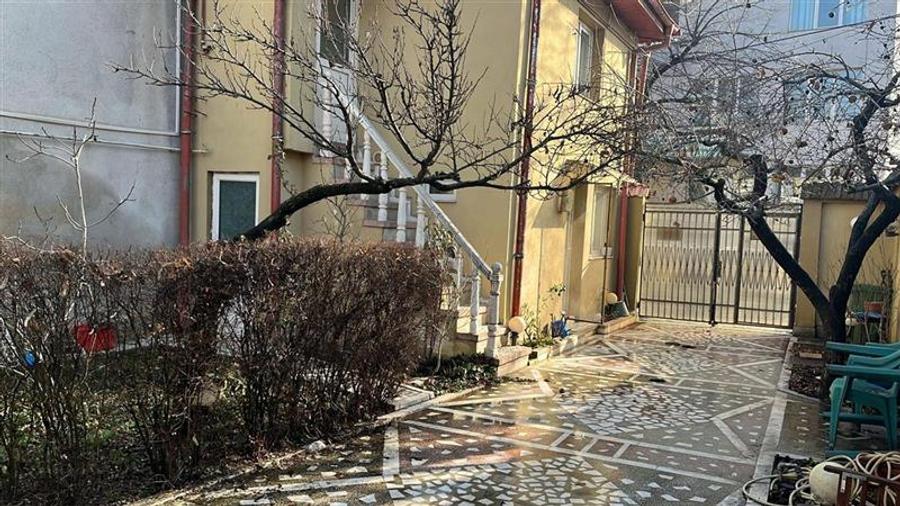 Vanzare Teren Iancului-Foisorul de Foc-Singur in Curte