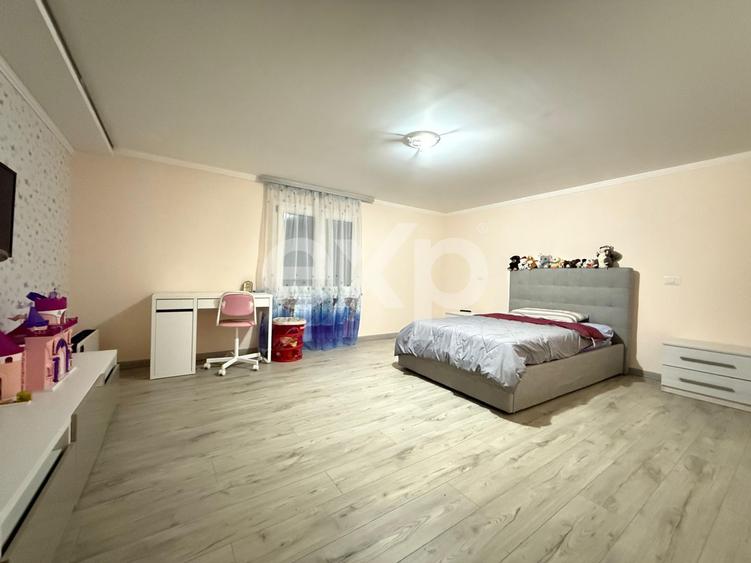 Casă premium cu 5 camere de vânzare în Șerbești, comuna Săucești
