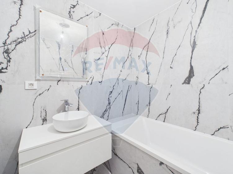 Apartament 4 camere + terasa 91 mp North Avenue