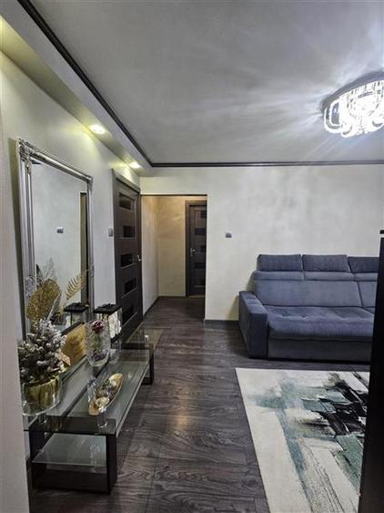 Apartament 4 camere Calea Vitan