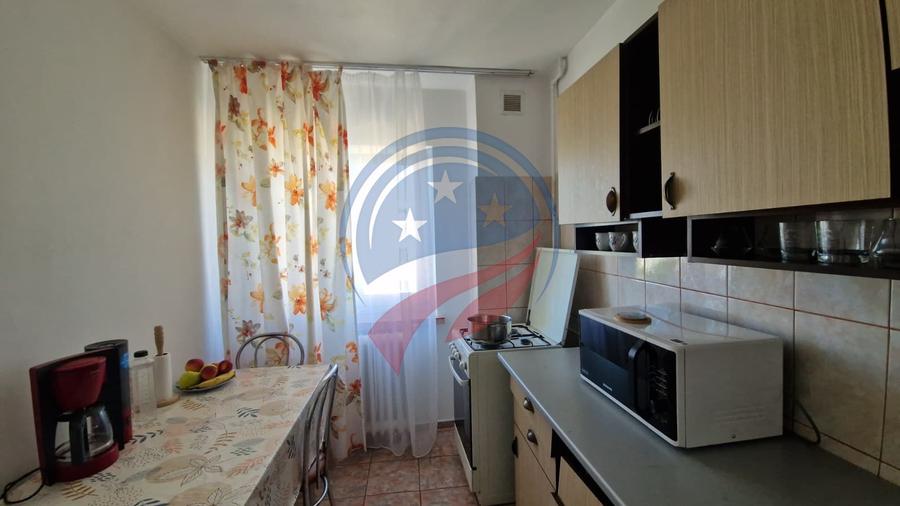 DE VÂNZARE – Apartament cu 2 camere, mobilat și utilat, în Craiovița Nouă!