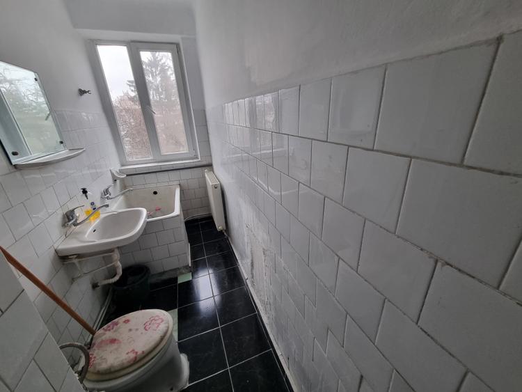 Ultracentral- Hotel Decebal- 2 camere, cu centrală termică- liber