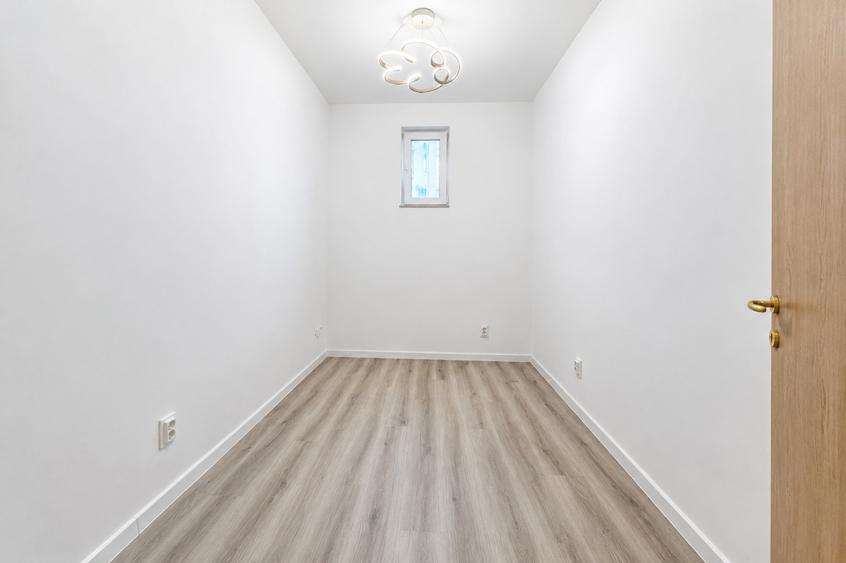 Spatiu comercial nou, 45 mp, cu curte proprie | Ideal birou sau servicii