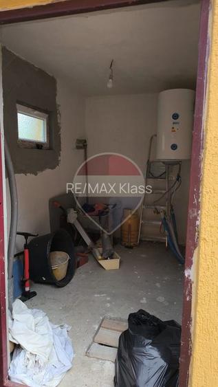 De vanzare| Casa, anexa si teren 2089mp | Paraul Pintei | Borca| Neamt
