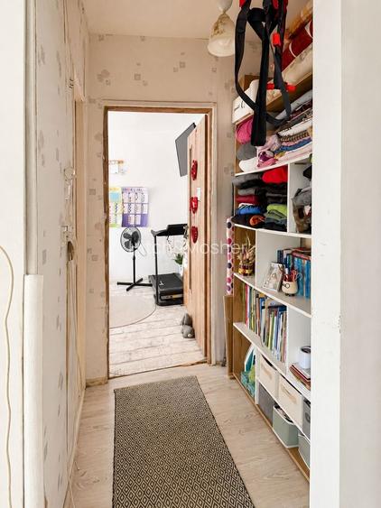 Apartament cu 2 camere de vânzare în zona Sagului - Comision 0% - 8