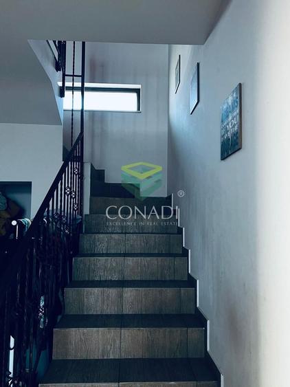 Vila cu teren si garaj in Ciolpani