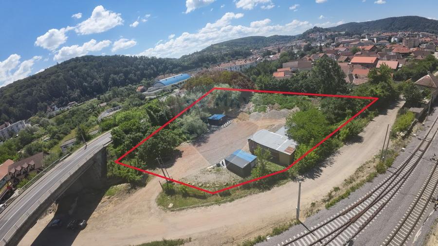 Teren intravilan de vânzare–3.297 mp, Sighișoara, Strada Matei Basarab