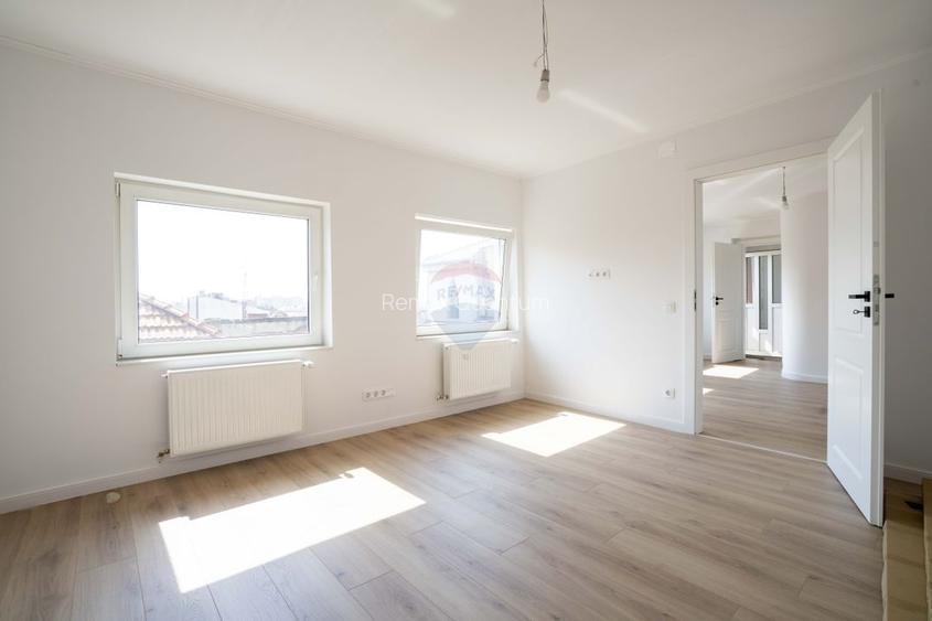 Apartament cu 3 camere de vânzare ultracentral str. Vasile Alecsandri - 10