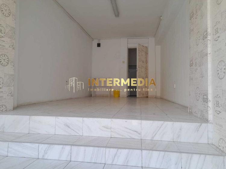 Spatiu comercial 30 mp. de inchiriat in Alba Iulia zona CETATE -Piata Bulevard