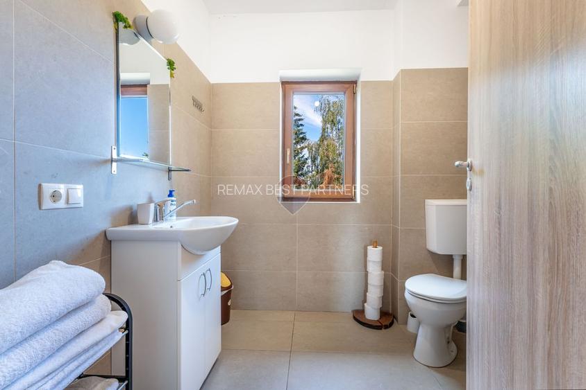 Pensiune/Cabana de vanzare Marisel | 3.012 mp | Business turistic