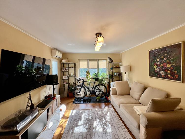 Apartament modern, 3 camere, 67 mp utili, etaj 3, decomandat - Aradului