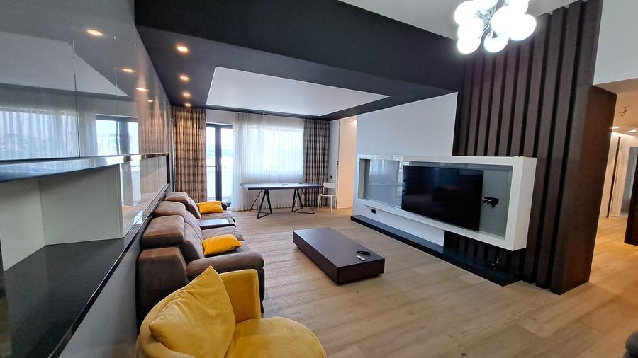 APARTAMENT 4 CAMERE CU SCARA INTERIOARA TIP LOFT -ULTRA LUX