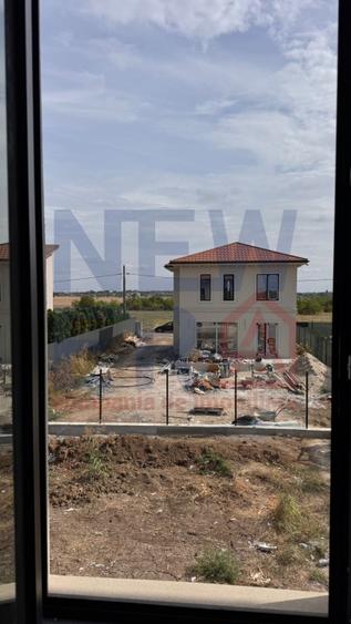 Casa de Vanzare 5 camere in Balotesti