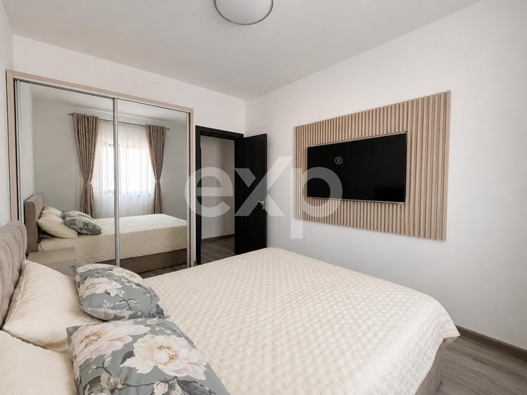 Apartament 3 camere, 81 mp, 2 bai, boxa 12 mp si parcare – Complet mobilat