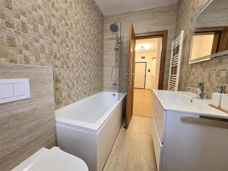 Apartament 3 camere nou zona Turnisor
