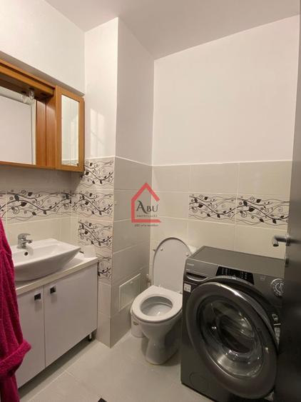 Apartament cu 4 camere, Decomandat, Pacurari-Petru Poni