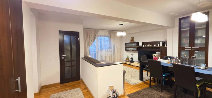 Apartament cu 3 camere de vânzare – Nufărul-AP1554