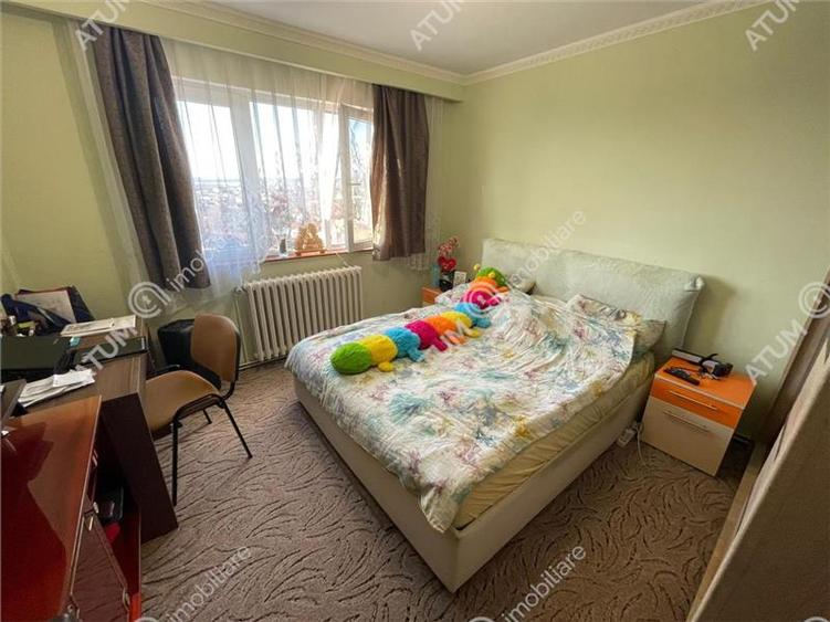 Apartament cu 3 camere decomandate in zona Vasile Aaron Sibiu