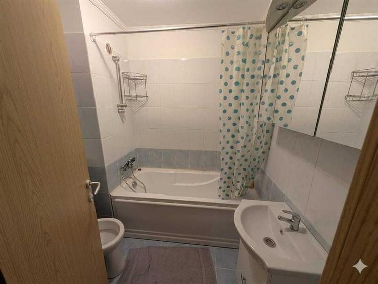 Garsoniera decomandata cu balcon zona Lazaret