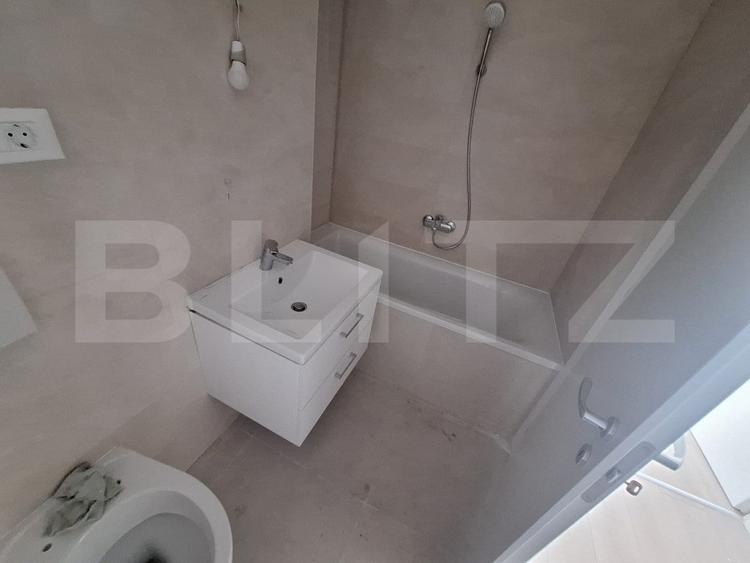 Apartament decomandat cu 2 camere, 55 mp, zona Torontalului