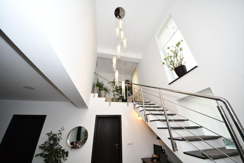 Casa moderna, constructie 2019 – Sat Costi, la 5 minute de Galati