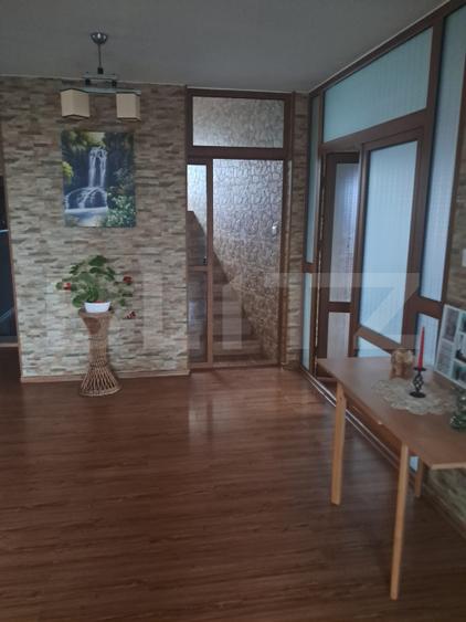 Casa de vanzare, 500 mp, zona Sendreni