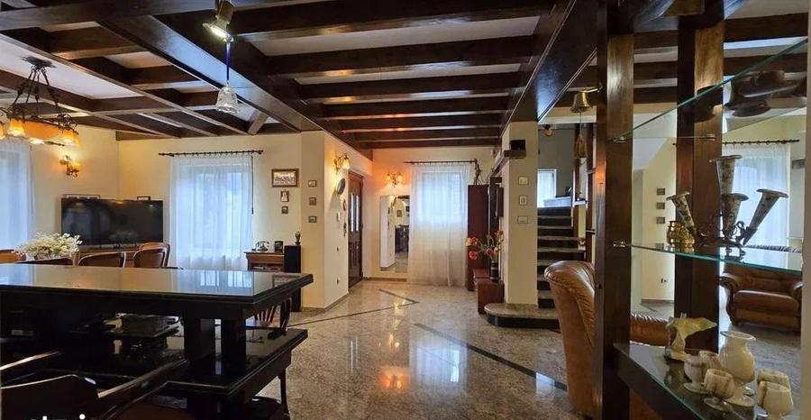 Vila deosebita in Busteni zona kalinderu