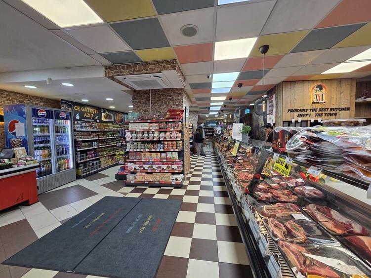Spatiu comercial, zona Mihai Bravu, 872 mp, vizibilitate excelenta