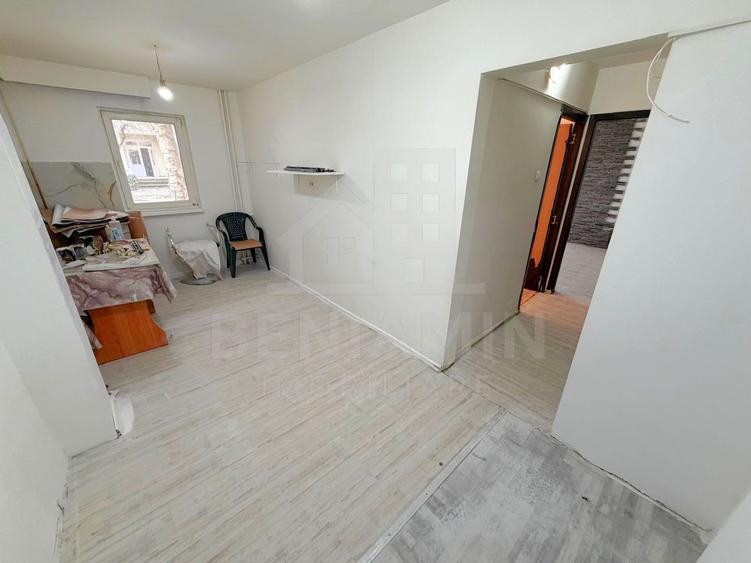 4 Decomandate-Doua bai-Parter-Disponibil Imediat-Zona linistita