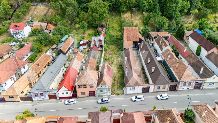 OPORTUNITATE rară!! Casa cu 896 mp teren cu proiect autorizat | Râșnov