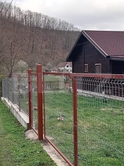 Cabană + teren generos, 60 mp utili, 30 km de Deva - Boz