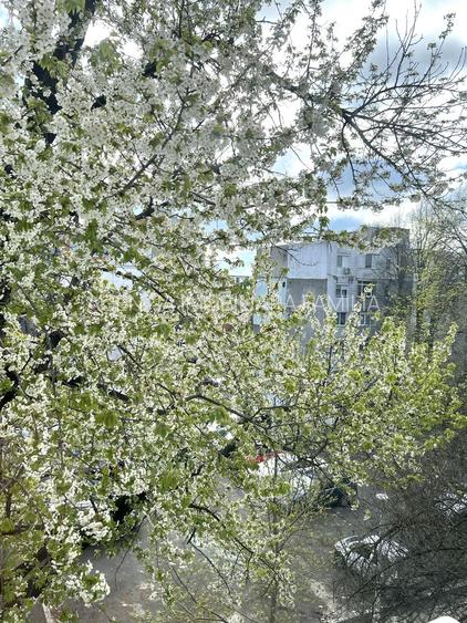 🏡 Apartament 2 camere, etaj 3, stradal – zonă excelentă Micro 40 - 15