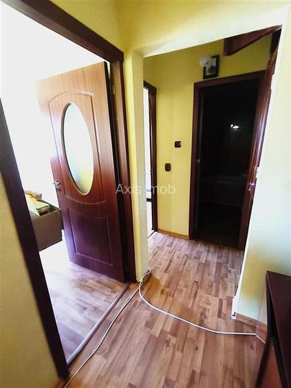 Apartament 3 camere conf 1 decomandat zona Centru - 10
