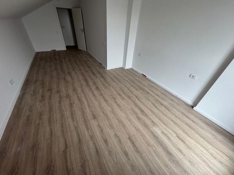 Vile Otopeni 23 august 5 camere, TOATE utilitatile