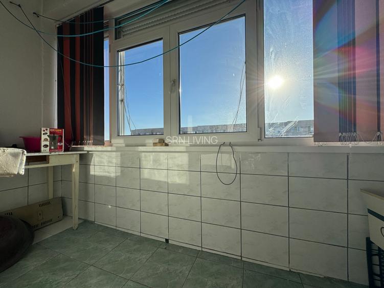 De vanzare - 2 camere decomandat - centrala proprie - 800m metrou 1 decembrie