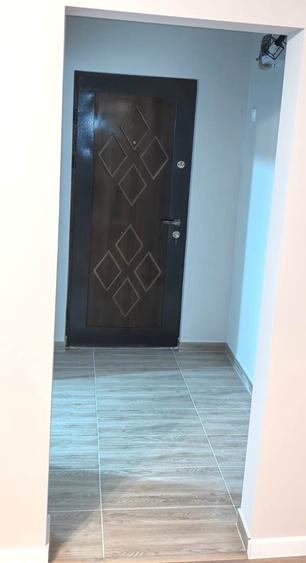 RENOVAT Apartament 2 camere, et. intermediar, CT, liber mutare imediata