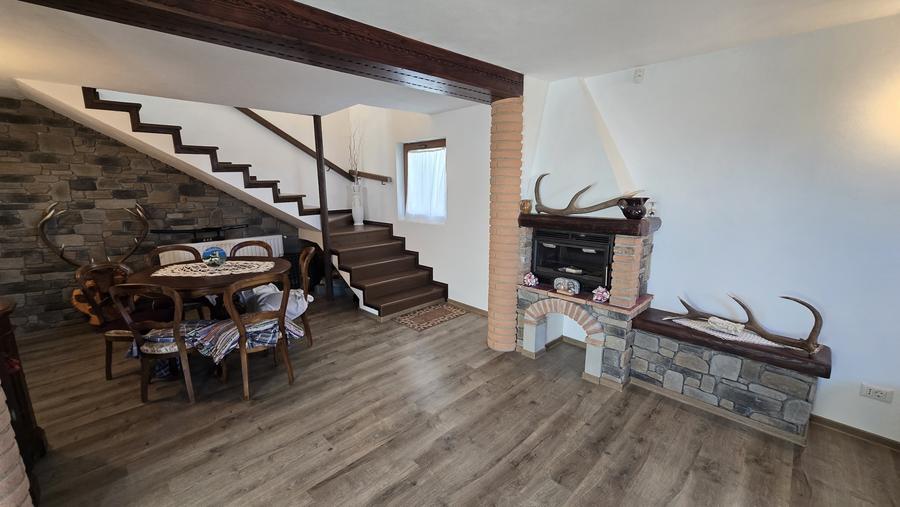 Casa cu 3 dormitoare, Margineni