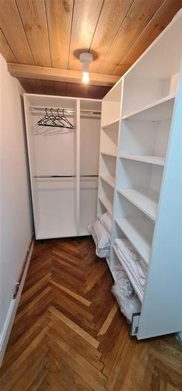 Apartament et.1, luxury class, langa Primarie cu balcon si vedere spre Parc