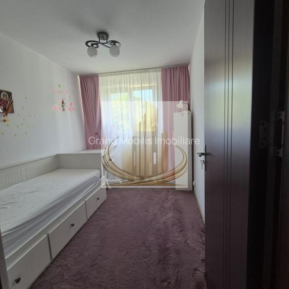 Apartament de vânzare 3 camere-Vitan lânga București Mall