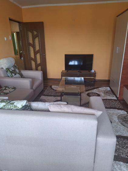 Închiriez apartament 2 camere decomandat, complet mobilat și utilat