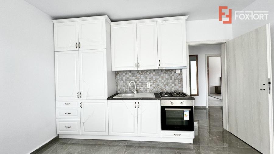 Apartament cu 3 camere si 7 ocuri de parcare in Giroc - ID V2253