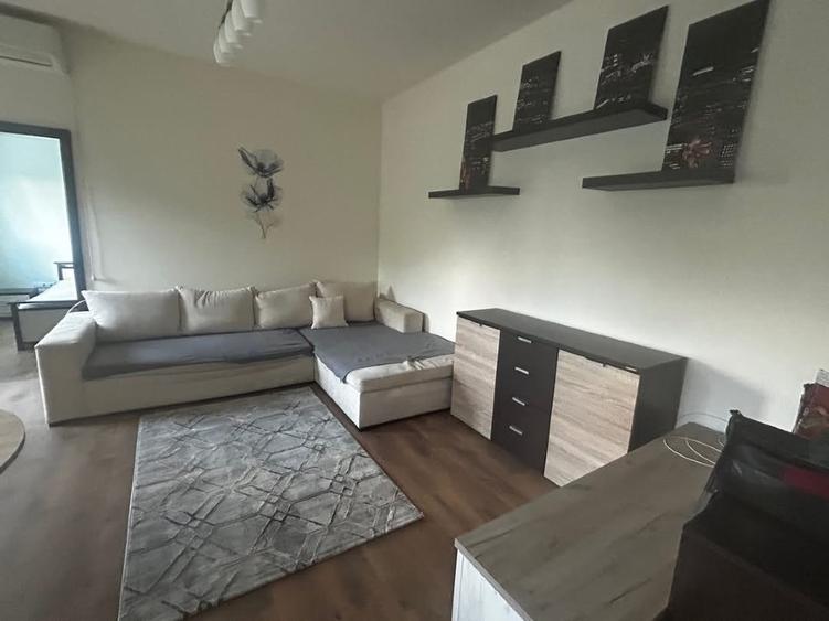Proprietar, închiriez cu contract ANAF apartament cu 2 camere Giroc