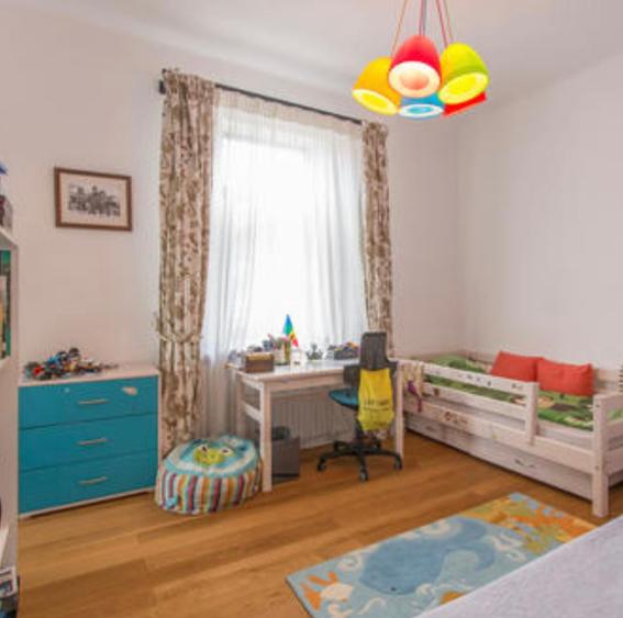 Casa Vila Floreasca de inchiriat 400 mp utili