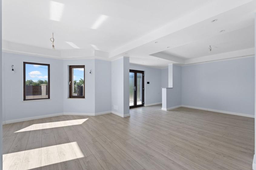 Eleganta, Confortul, Calitatea, liniste Vila P+M Garaj Pecica Arad