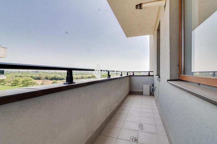 NOU!  3 Camere SUPERB, 2bai, Super VIEW, PARCARE!