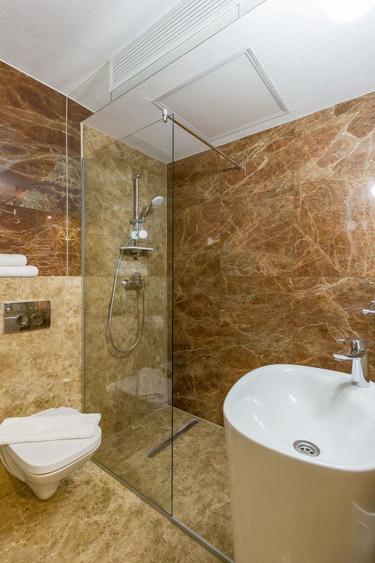 Inchiriere Apartament 3 Dormitoare, etaj 9, Buna ziua