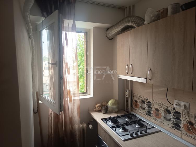 Garsonieră 32 mp | Piața Veteranilor | 3 min Metrou | Etaj 3 |
