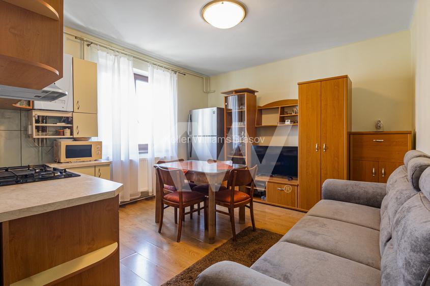 Garsonieră spatioasa - 48mp utili - Pietonala Racadau - parcare+gradina - 2