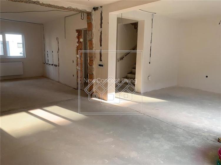 Duplex de vanzare in Selimbar, 3 dormitoare, curte si parcare